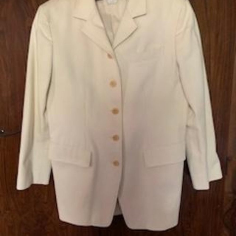 White denim jacket Size 6